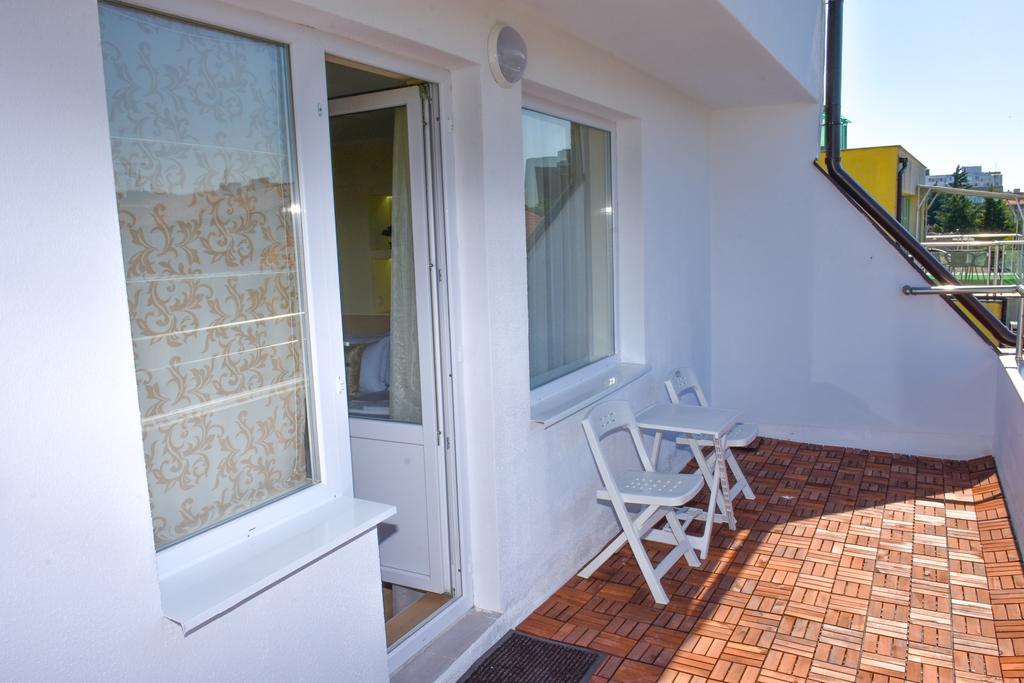 Luxury Apartments Burgas Екстер'єр фото