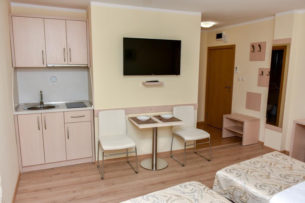 Luxury Apartments Burgas Екстер'єр фото