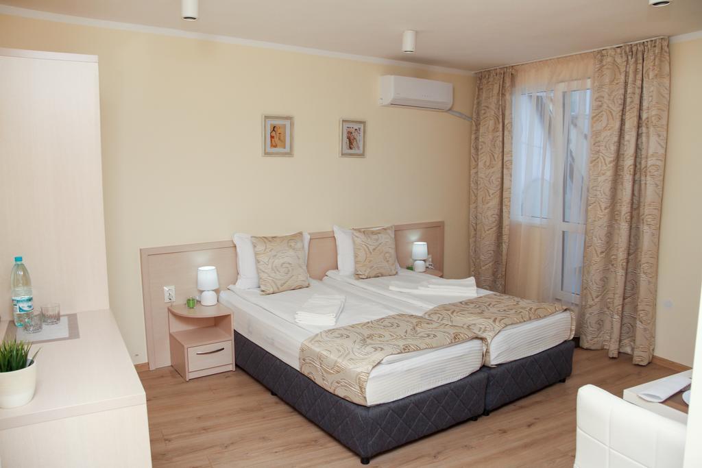 Luxury Apartments Burgas Екстер'єр фото