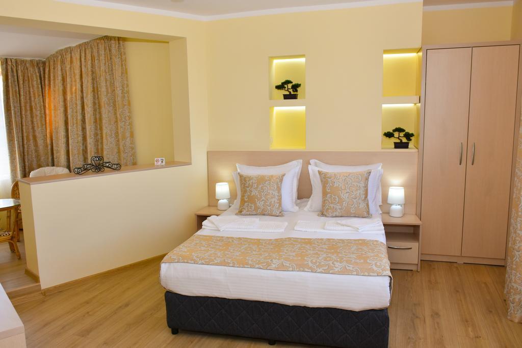 Luxury Apartments Burgas Екстер'єр фото